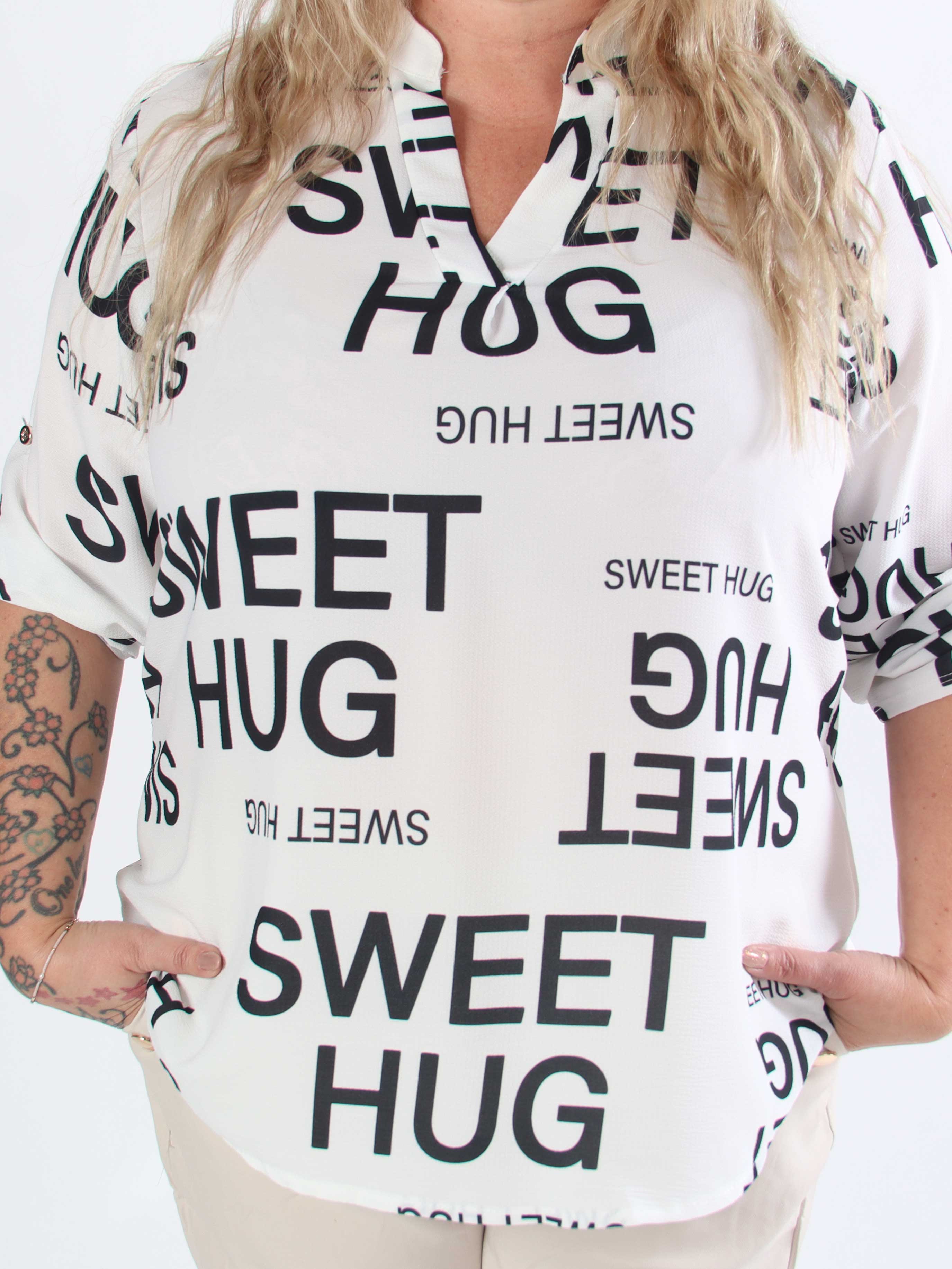 Vanesa Graphic - Sød plus size tunika i viskose med tekst